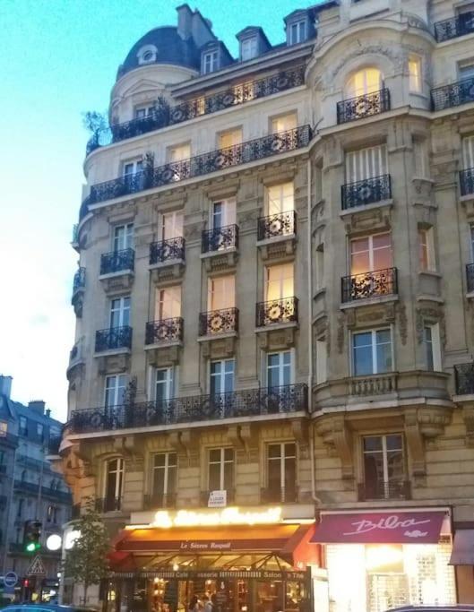 Small Luxurious Room In The Heart Of Saint Germain Париж Екстериор снимка